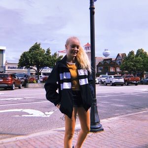 Meet your Posher, Molly